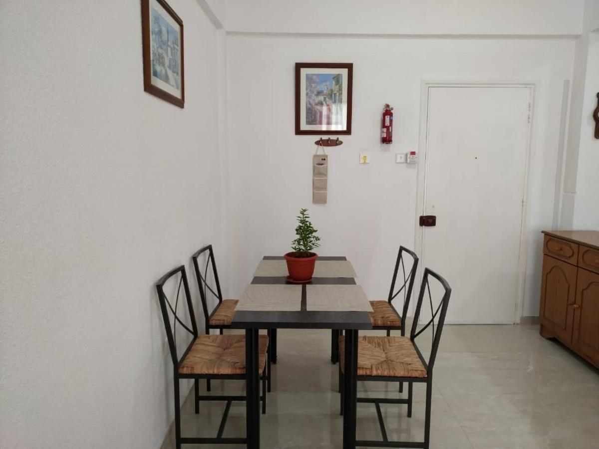 1 Bedroom Apartment Lárnaka Kültér fotó