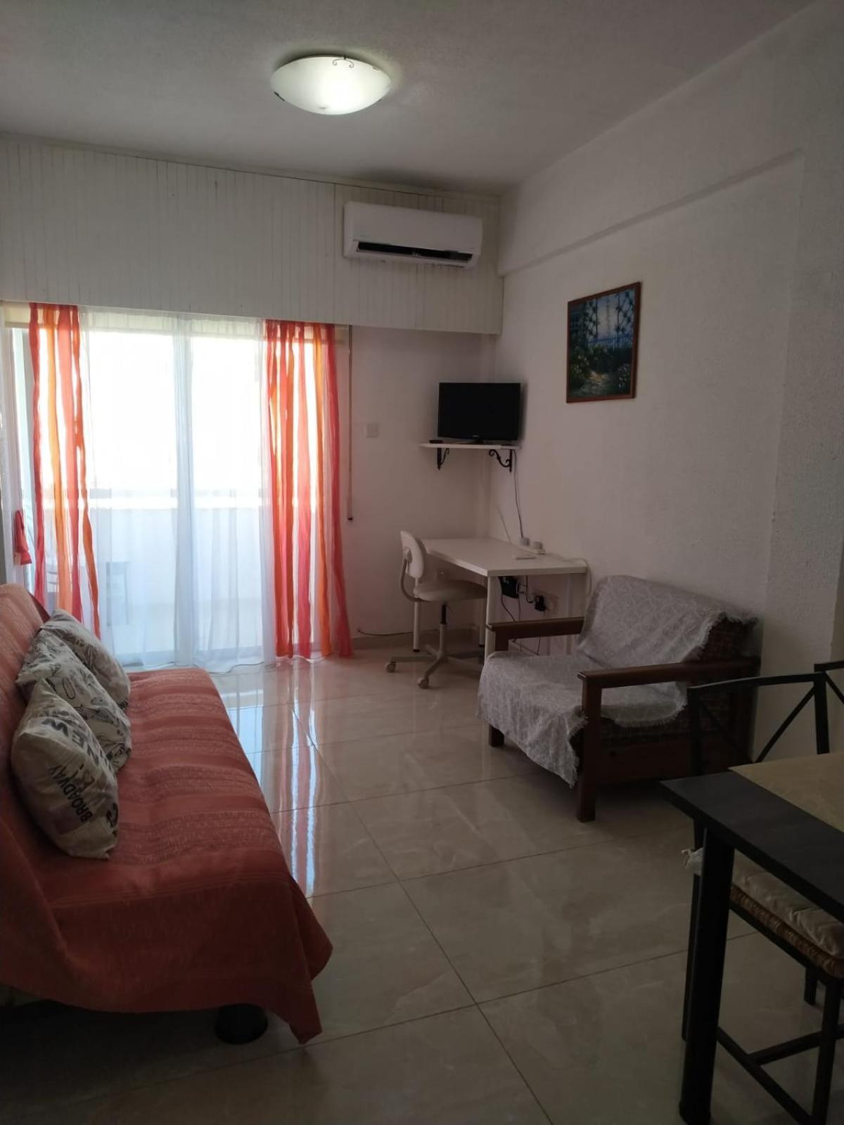 1 Bedroom Apartment Lárnaka Kültér fotó